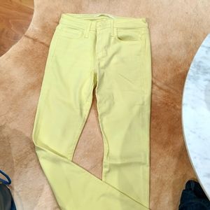 Joe's size 28 skinny yellow jeans